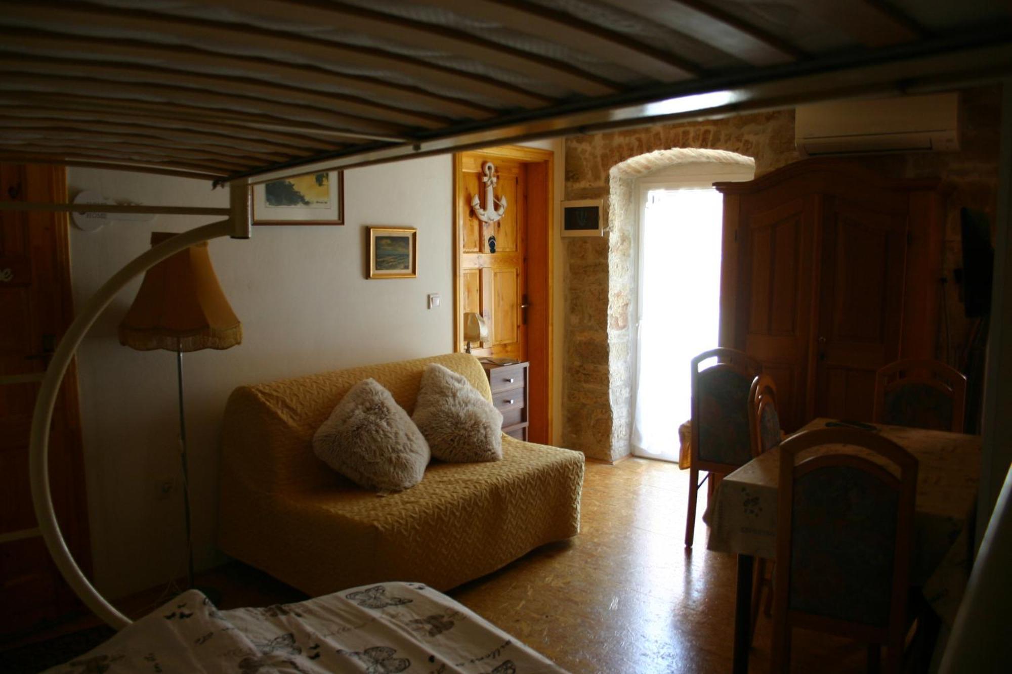 Studio Apartment La Maison De Catherine Rovinj Buitenkant foto